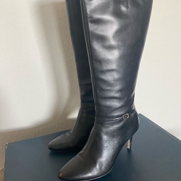 Worn 1x wide calf tall black boots with heel - Picture 2 of 6